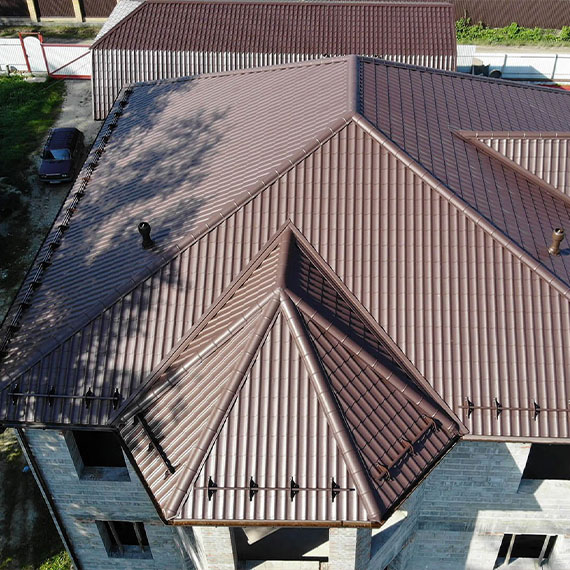 Монтаж сложной крыши и кровли в Шахтёрске и Сахалинской области